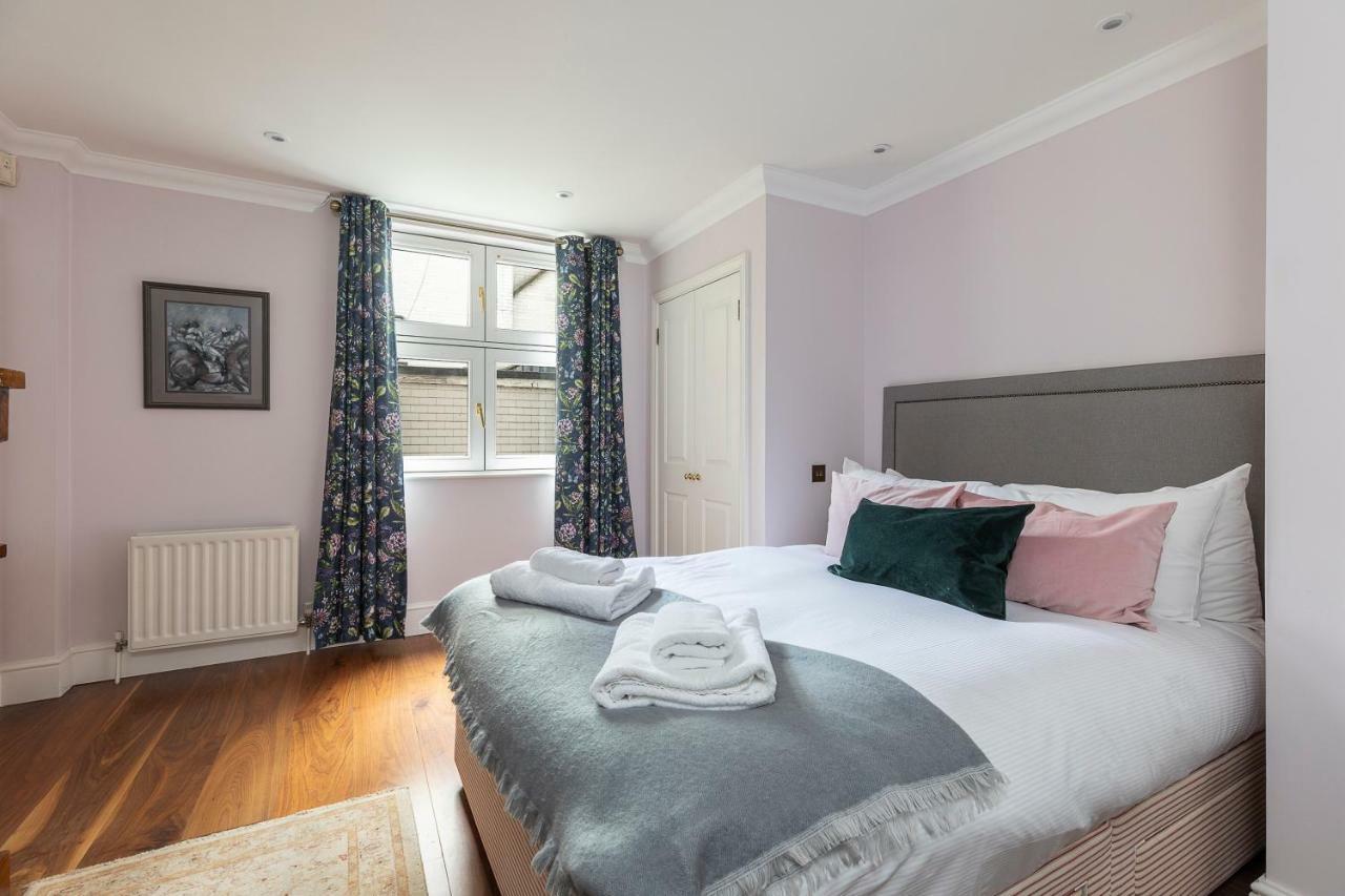 Joivy Beautiful 2 Bed Apt In The Heart Of Mayfair, Close To Tube Apartment London Bagian luar foto